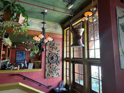 Mcmenamins Old St. Francis School