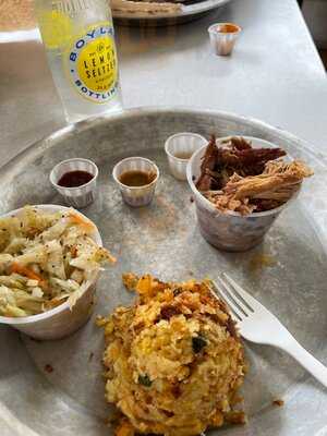 12 Bones Smokehouse River