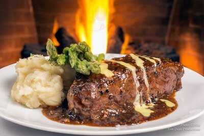 Kayo's Dinner House & Lounge