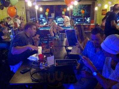 Moondoggy's Pizza & Pub