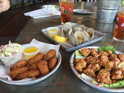 Shuckin Shack Oyster Bar