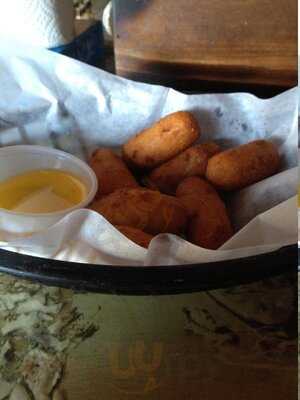 Shuckin Shack Oyster Bar