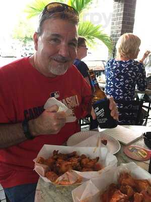 Back Streets Sports Bar