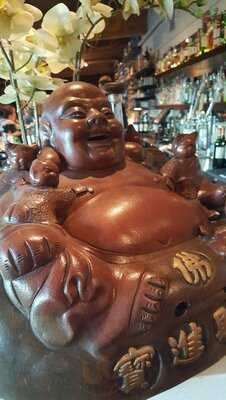 Chi Chinese & Sushi Bar