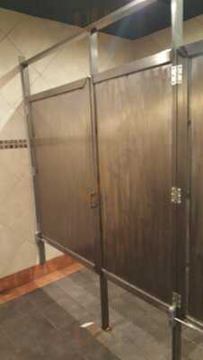 Chi Chinese & Sushi Bar