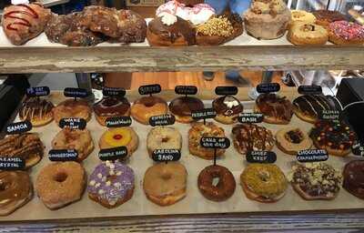 Wake N Bake Donuts - Wilmington