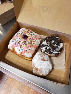 Wake N Bake Donuts - Wilmington