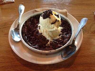 Bj's Restaurant & Brewhouse