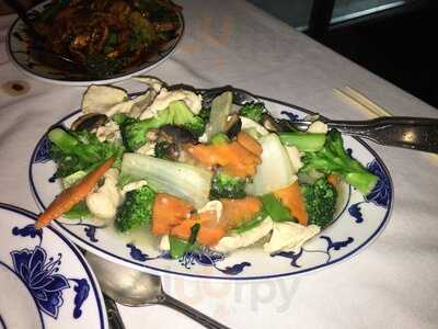 Hunan D'lite Restaurant