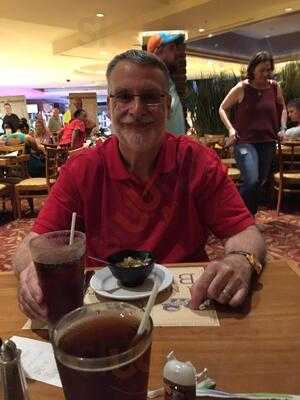 Farmer's Pick Buffet