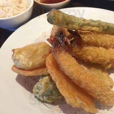 Toyo Sushi & Asian Cuisine