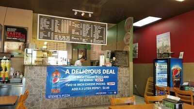 Stevies Pizza