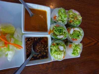 Toomies Thai Cuisine