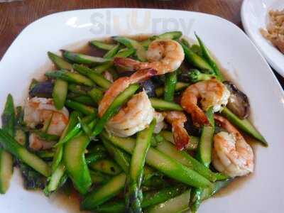 Toomies Thai Cuisine