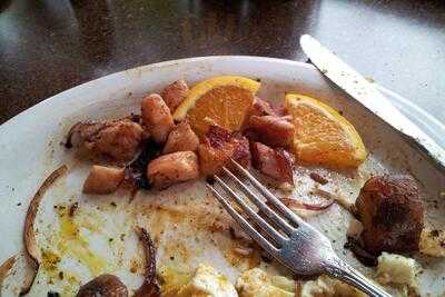 Rockin’ Dave’s Bistro & Backstage Lounge