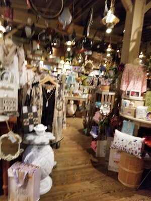 Cracker Barrel