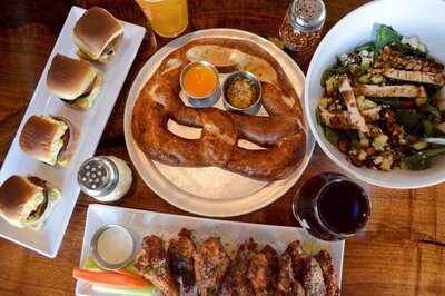 Tapped Drafthouse & Kitchen - Spring, Tx