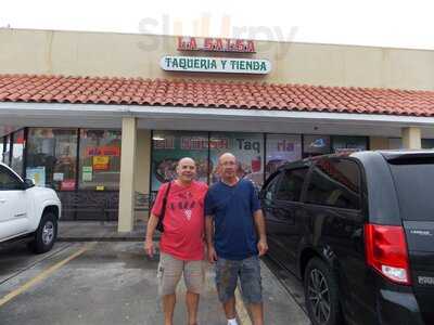 La Salsa Taqueria