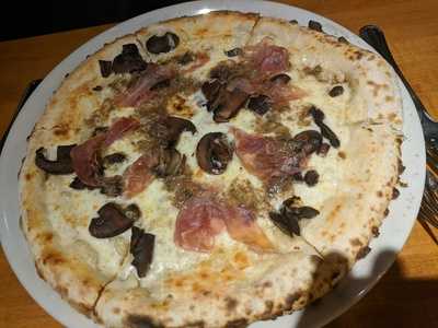 Peppino's Neapolitan