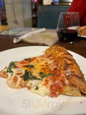 Mellow Mushroom Wilmington