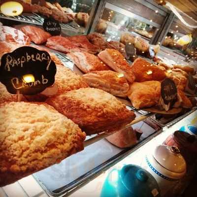 Bird-in-hand Deli Bakery