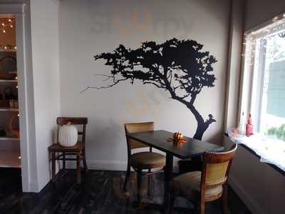 Bird-in-hand Deli Bakery