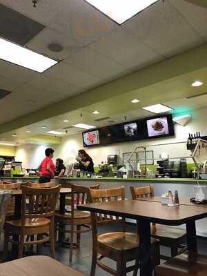 Yum Berry Kosher Cafe & Sushi Bar