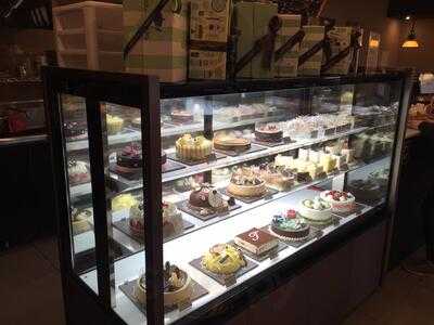 Tous Les Jours Bakery