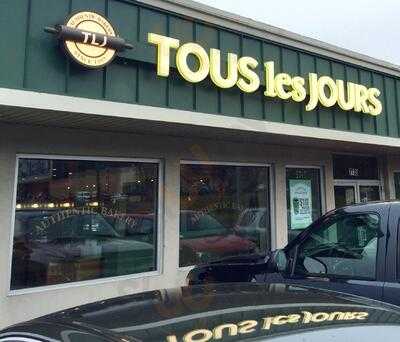 Tous Les Jours Bakery