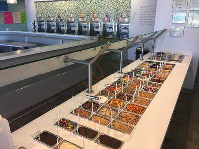 Yogurtini Self Serve