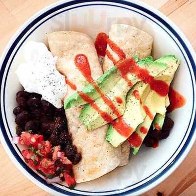 Commonwealth On Queen