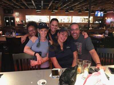 Bj's Restaurant & Brewhouse