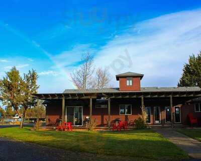 Crater Lake Spirits Distillery Tasting Room