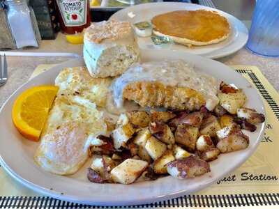 Breakfast Station #13