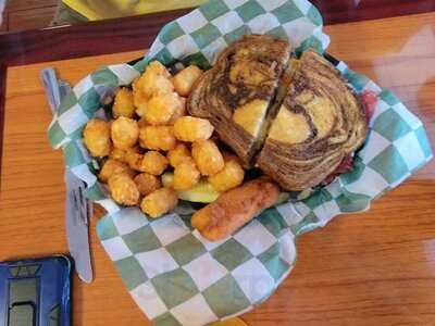 Kelly's Burgers & Beer