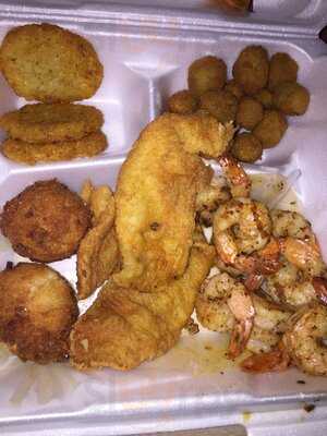 Michael's Deli And Seafood