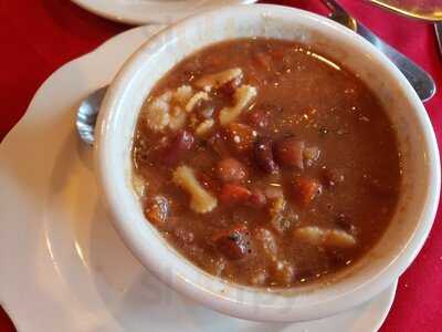 Uncle Joe's Pizza & Parlour - The Hamptons Institution Since 1968