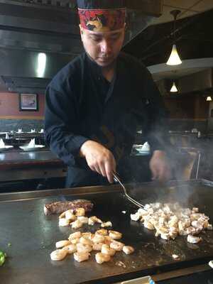 Hiro Japanese Steakhouse And Sushi Bar