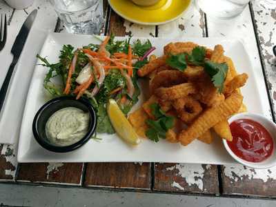 Amici's Italian Restaurant