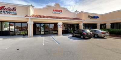 Amici's Italian Restaurant