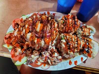 El Alboroto Mariscos Y Chavelas