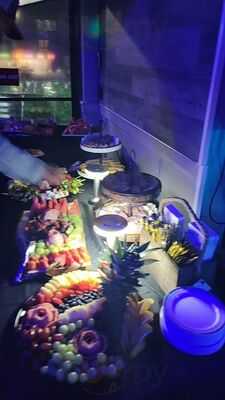 Yonkers Whisky Bar & Grill