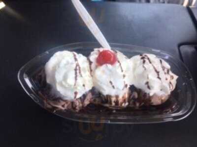 Scoops Homemade Ice Cream Parlor