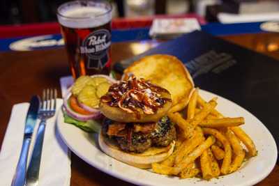 Devaney's Sports Pub