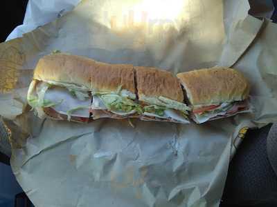 Larry's Giant Subs