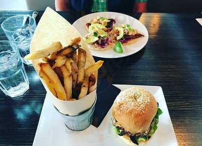 Washington Dining & Cocktails