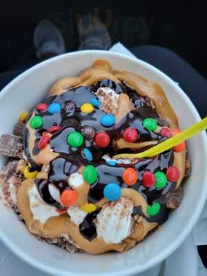 Sweetfrog Premium Frozen Yogurt