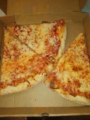 Sarno Restaurant & Pizzeria