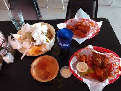 Nino's Pizzeria & Wings