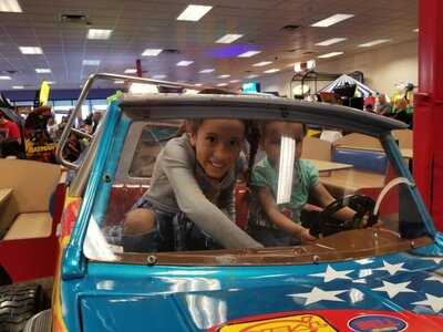 Chuck E. Cheese